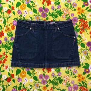Early Y2K Levi’s denim skirt